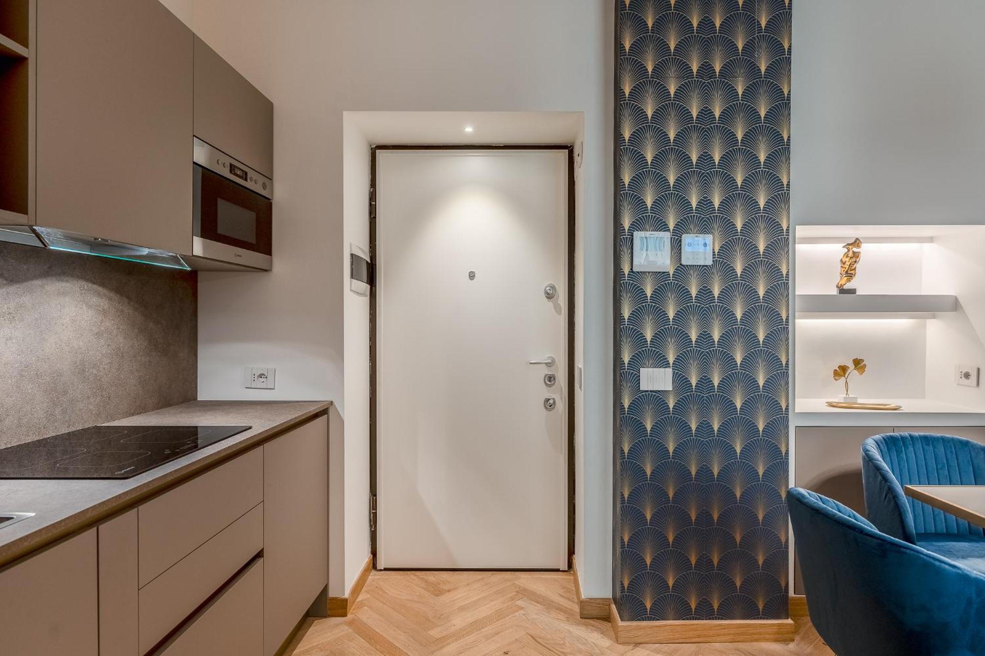 Luxury Apartment - Near Stazione Centrale Milaan Buitenkant foto