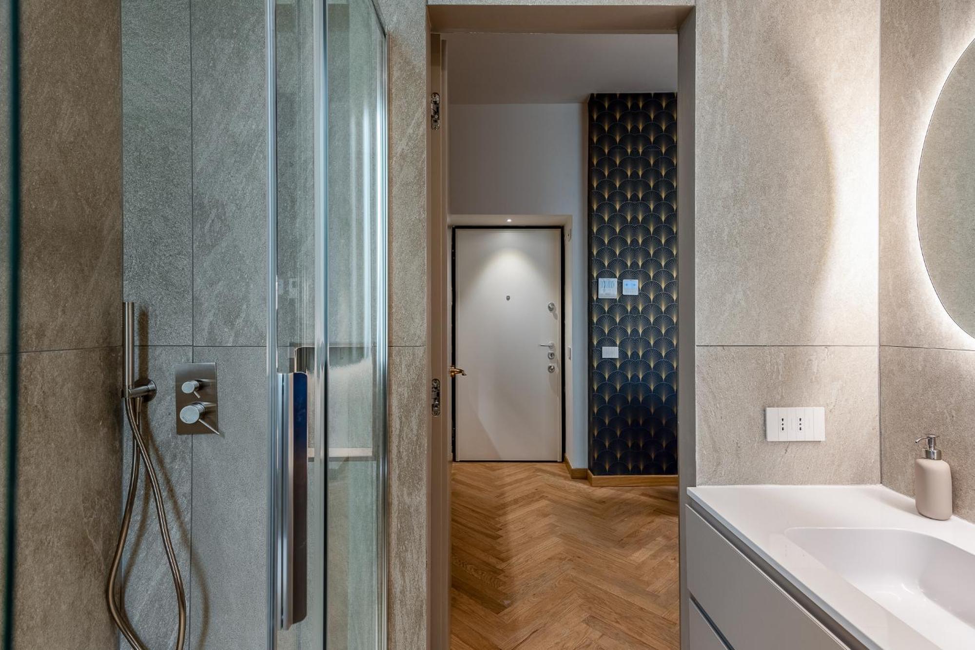 Luxury Apartment - Near Stazione Centrale Milaan Buitenkant foto