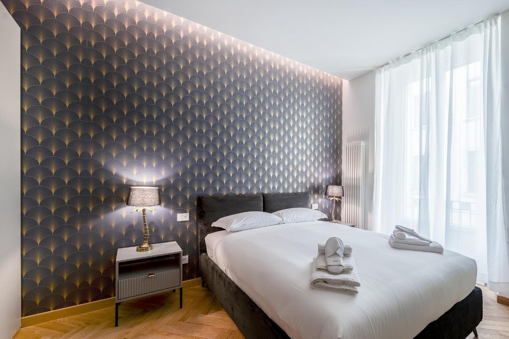 Luxury Apartment - Near Stazione Centrale Milaan Buitenkant foto