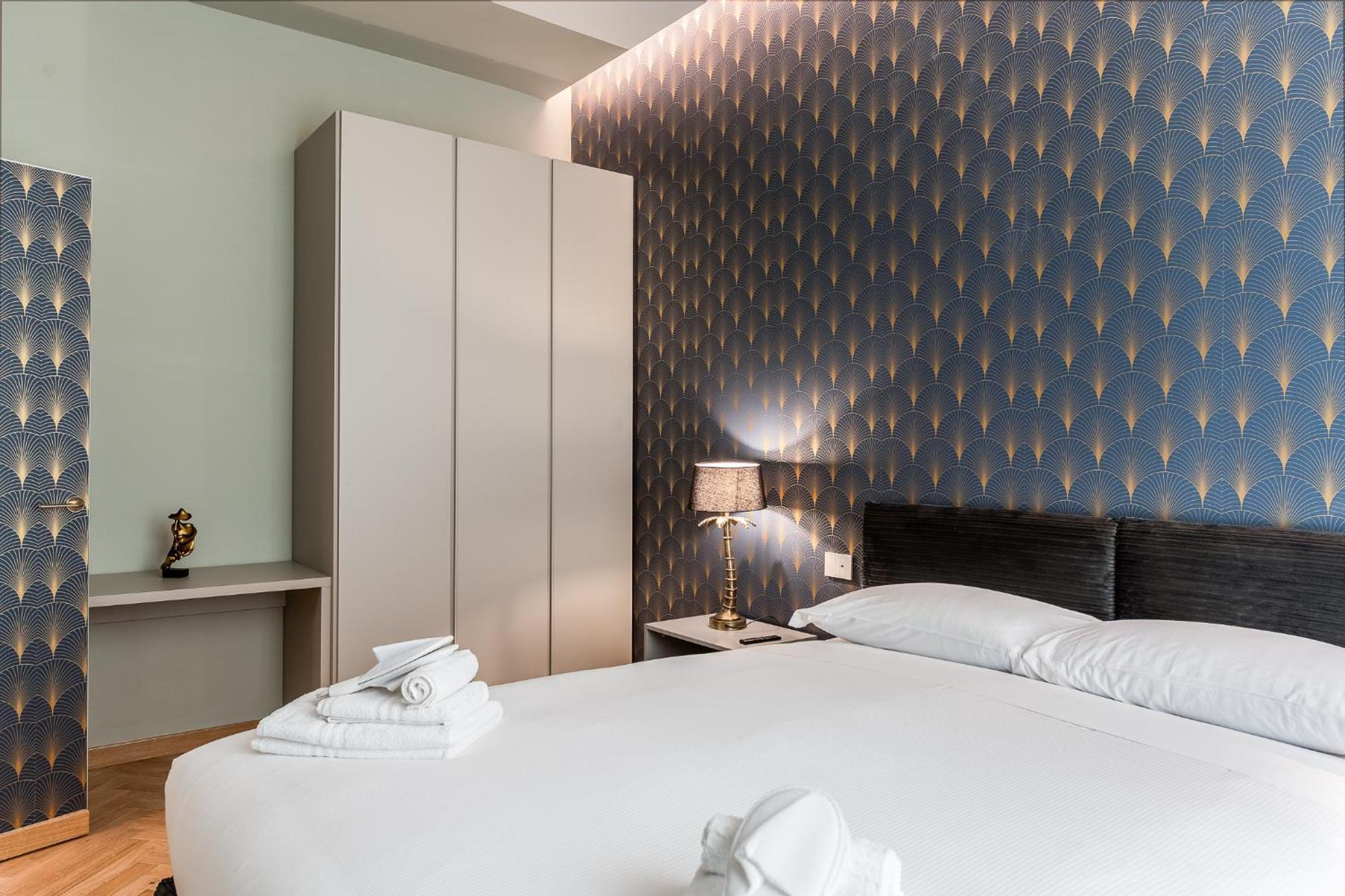 Luxury Apartment - Near Stazione Centrale Milaan Buitenkant foto